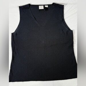 Tailor B. Moss Elegant Navy Blue Sleeveless Top. Size Large